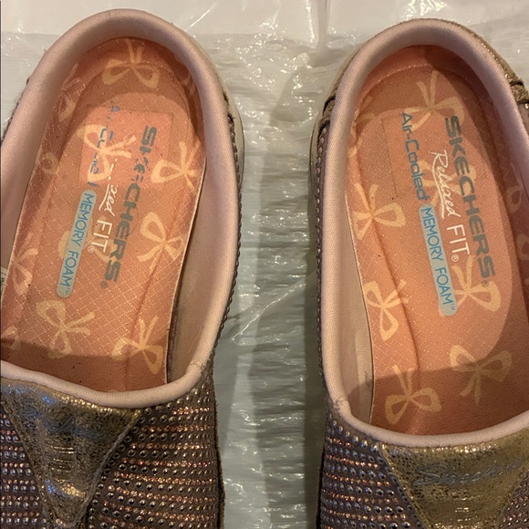 Skechers Glittering Gold Slip-Ons - Picture 2 of 4